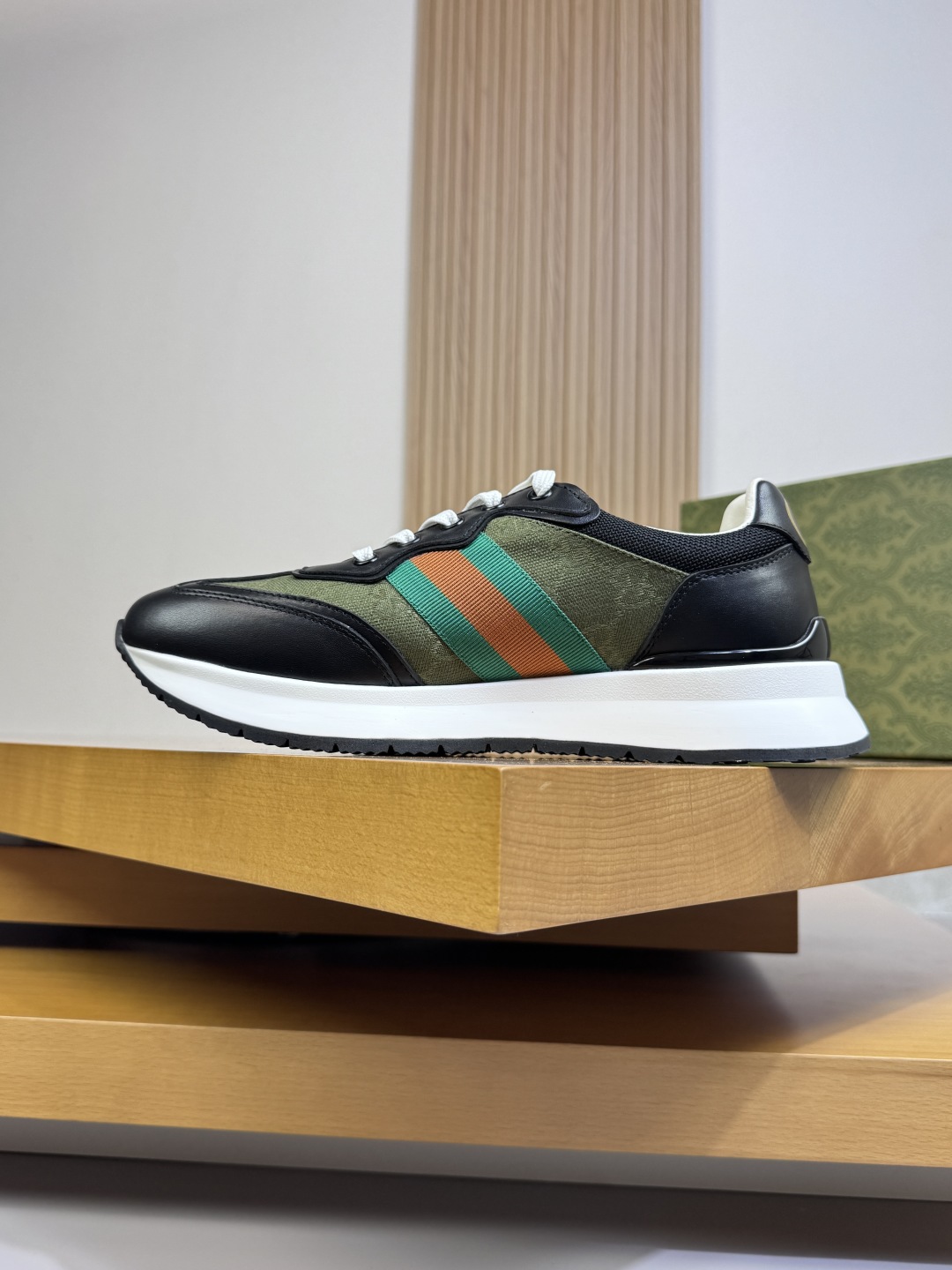 Gucci Web Stripe GG Sneakers Multicolor