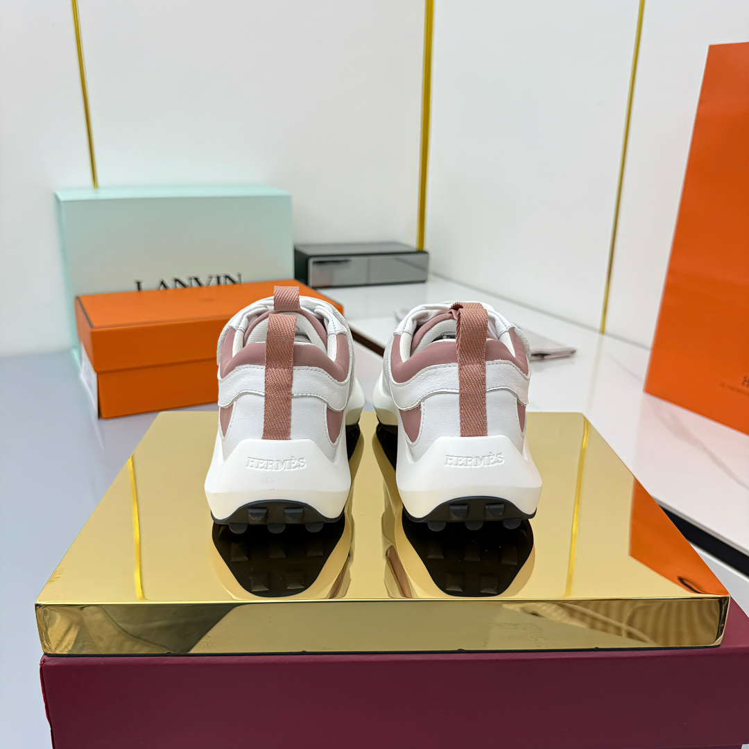 Hermes Loosneaker Leather Sneaker Pink
