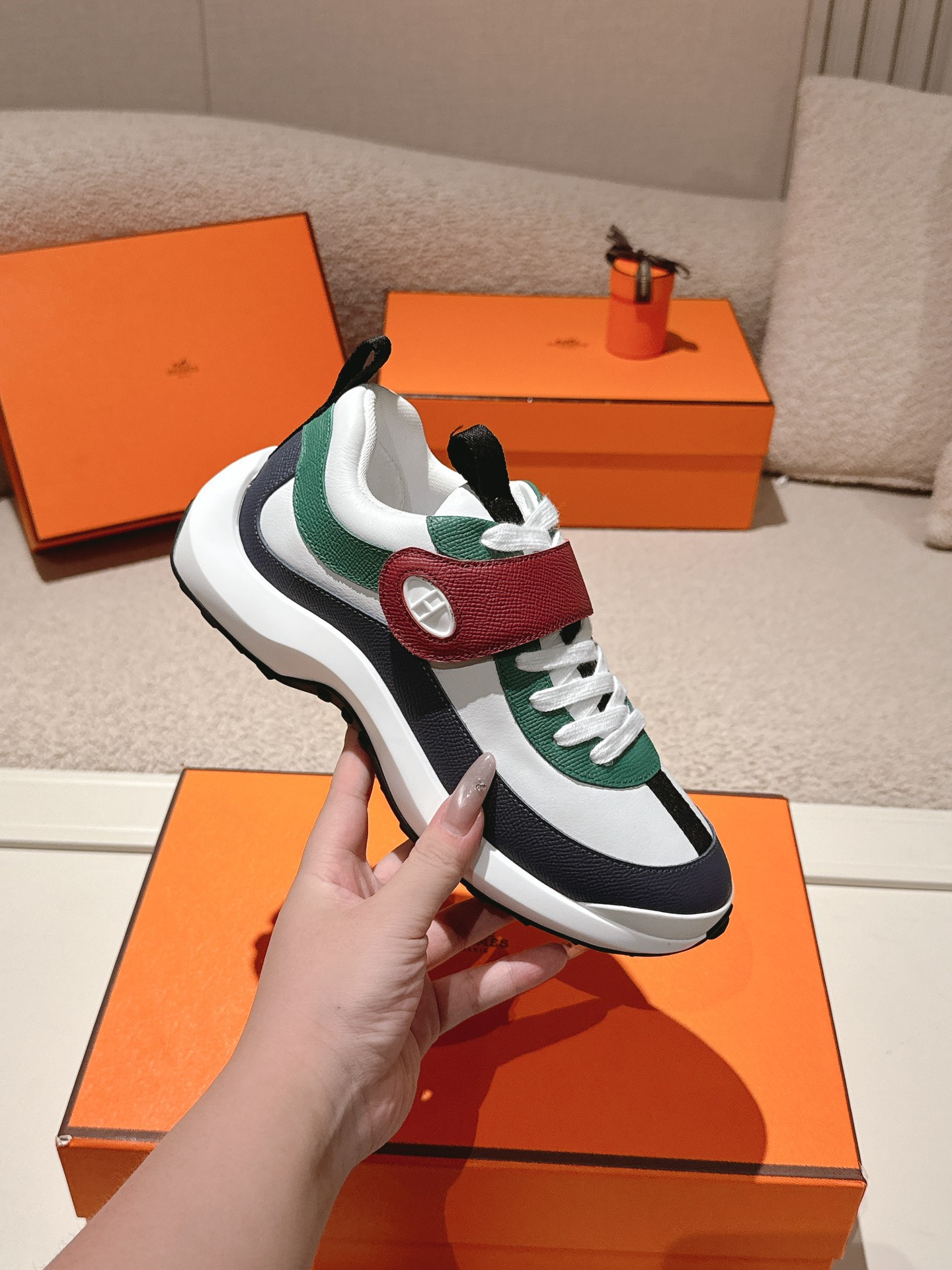 Hermes Leather Casual Sneakers Multicolor