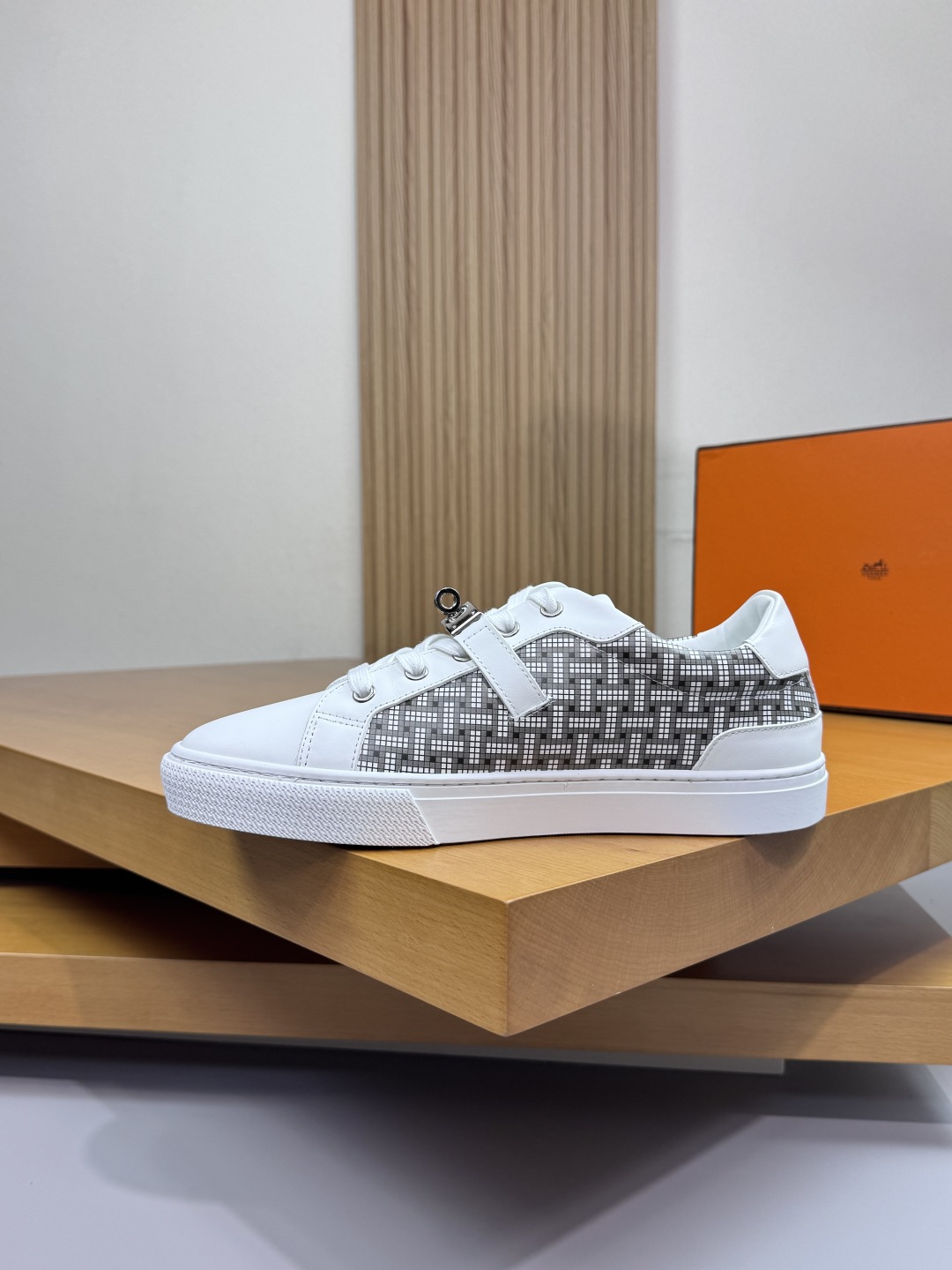 Hermes Nappa Leather Low-Top Sneakers White