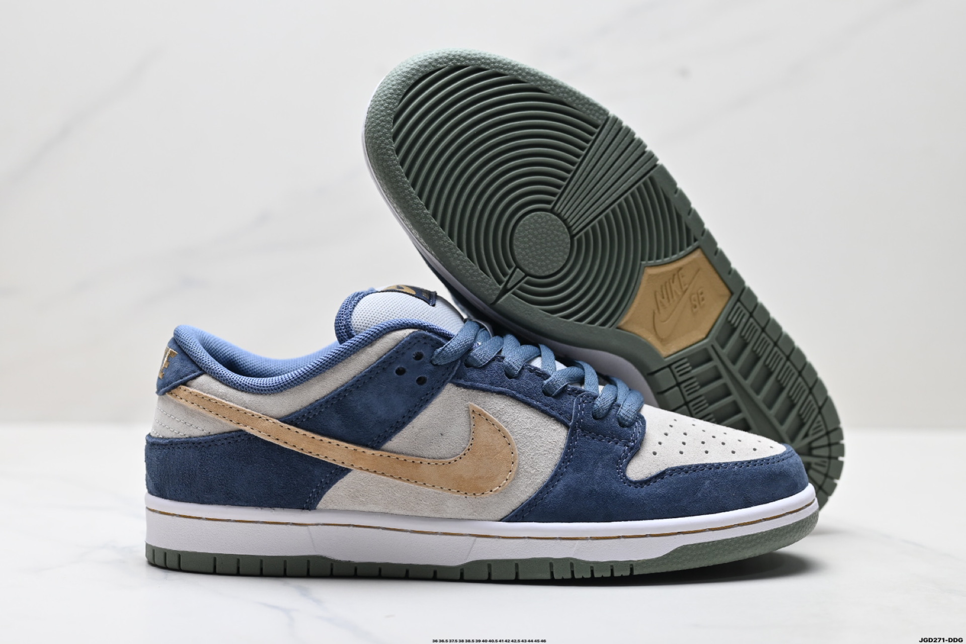 Nike SB Dunk Low Pro Suede Navy