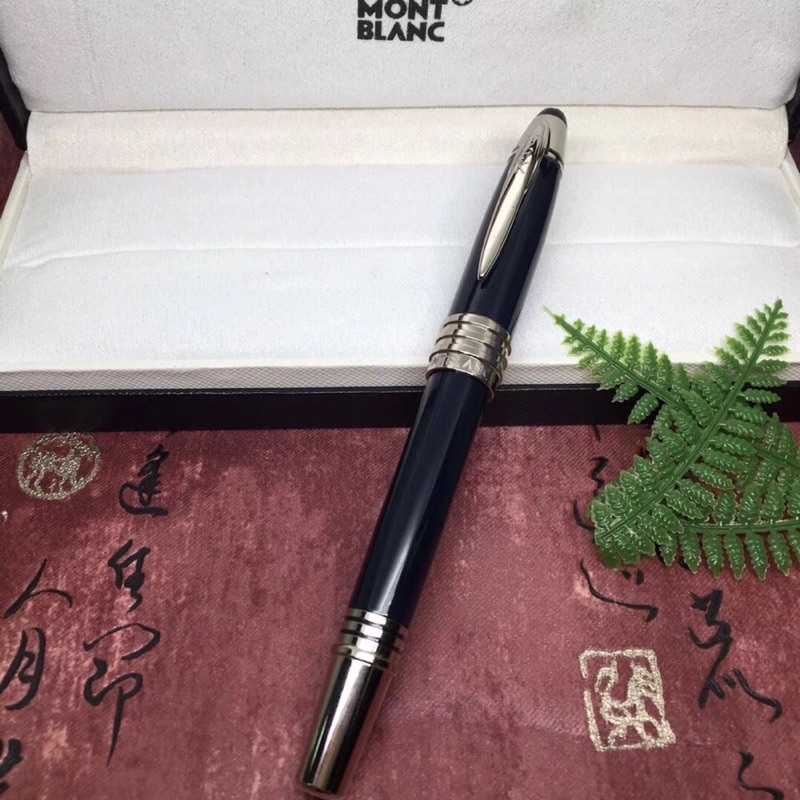 Montblanc Luxury Rollerball Pen Black