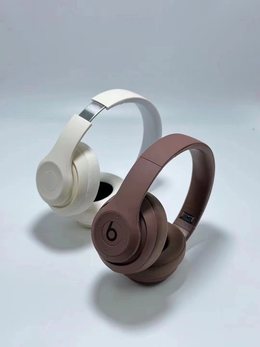 Beats Studio Pro Wireless Headphones Multicolor