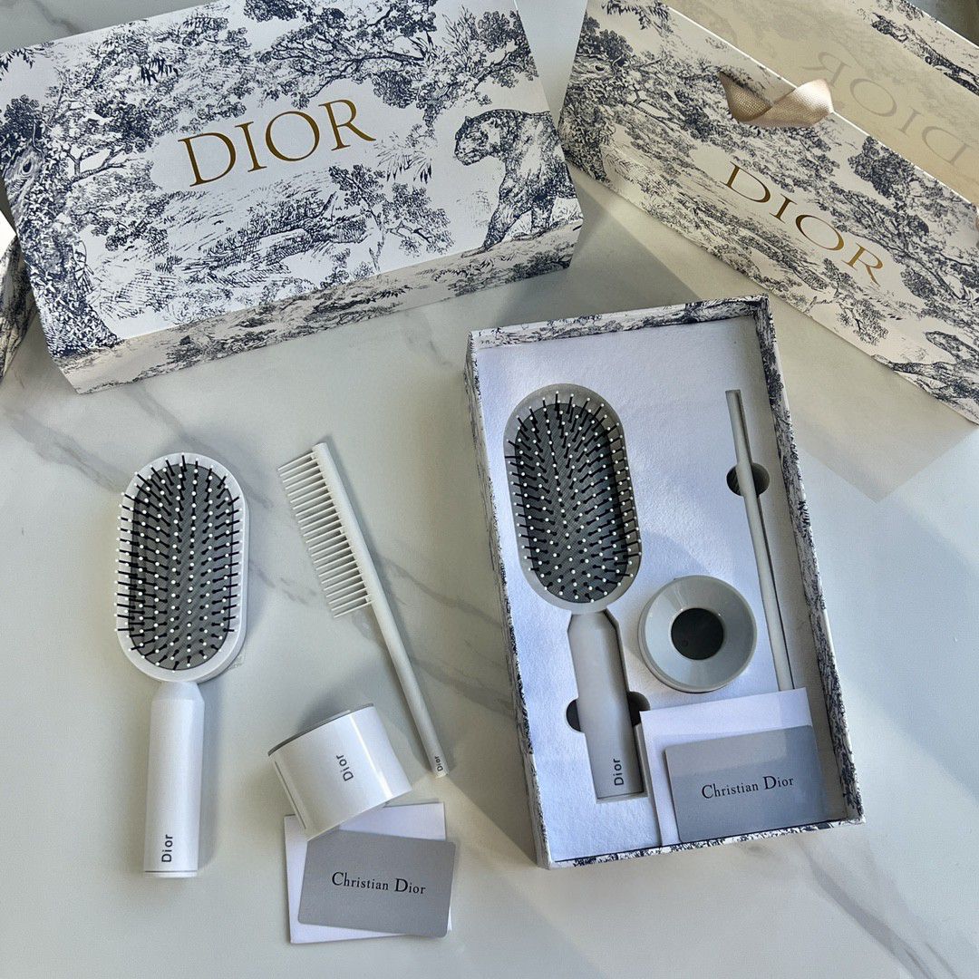 Dior Anti-Static Air Cushion Hair Brush Set White