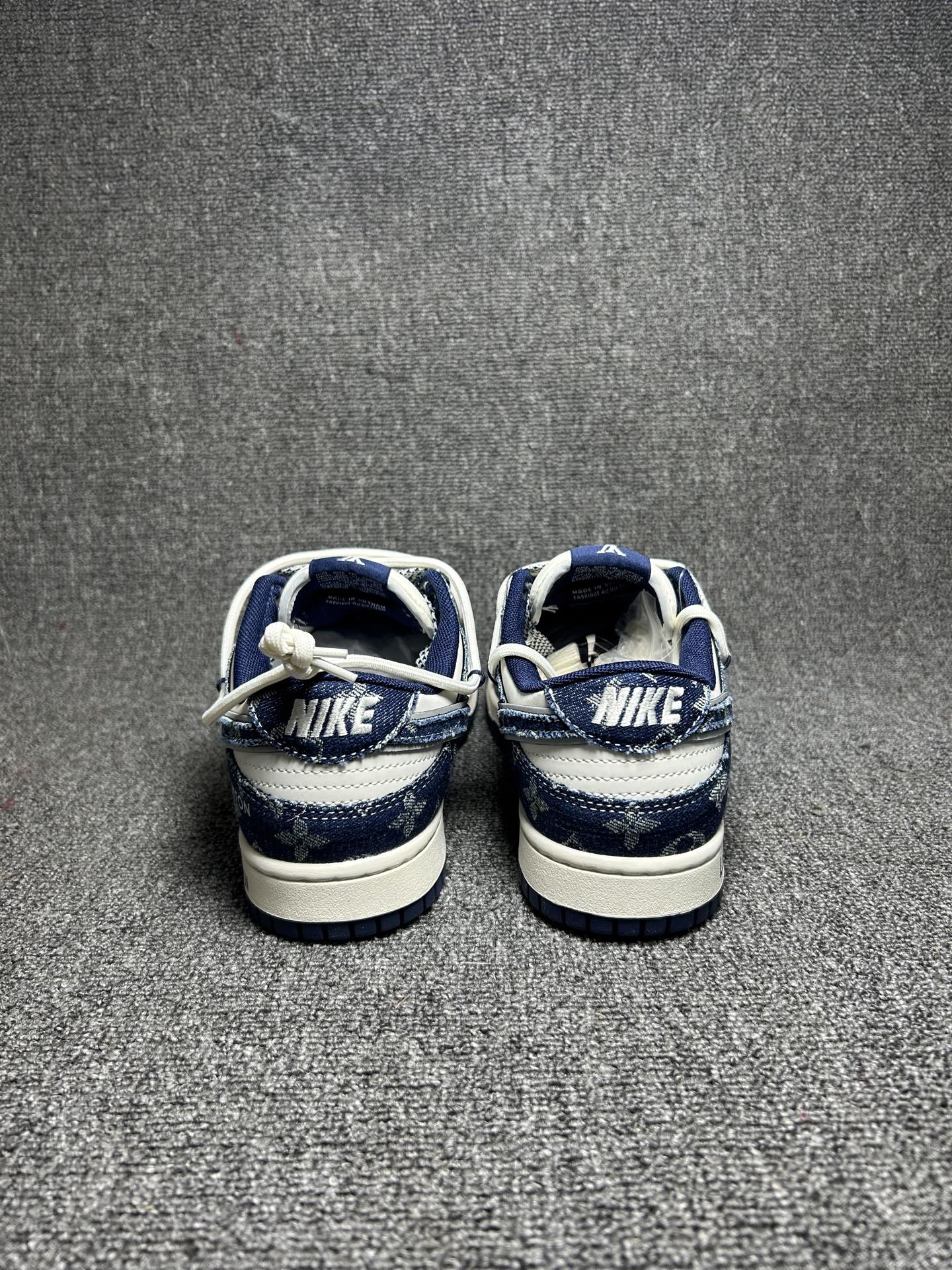 Nike SB Dunk LV Blue White
