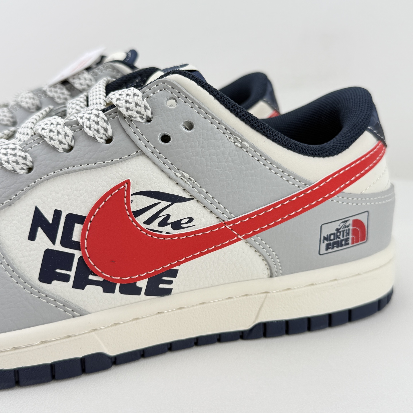 Nike Dunk Low TNF Grey Red