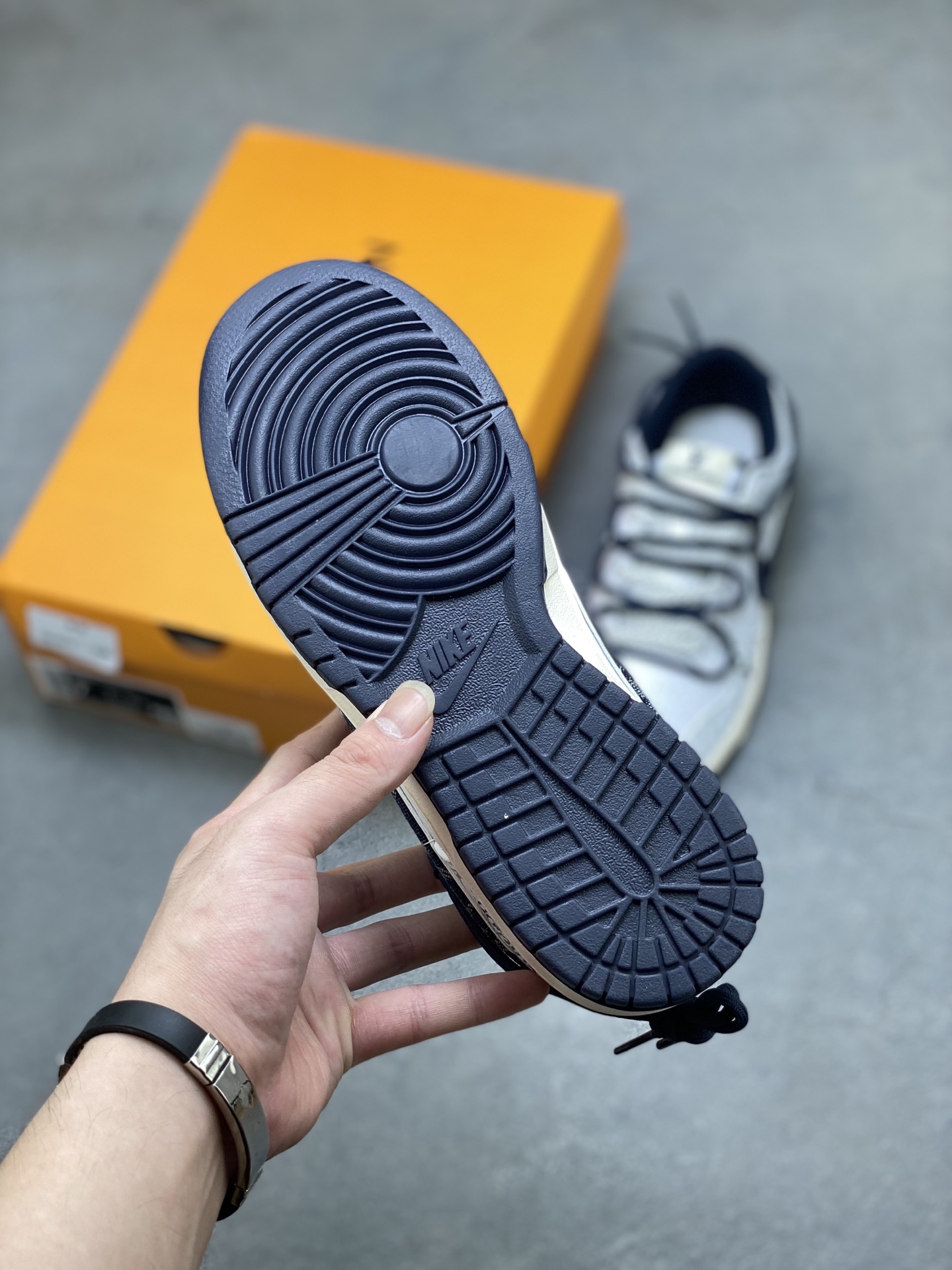 Nike SB Dunk Low White Navy