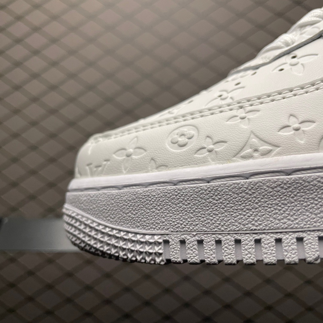 Louis Vuitton x Nike Air Force 1 Low Sneakers White