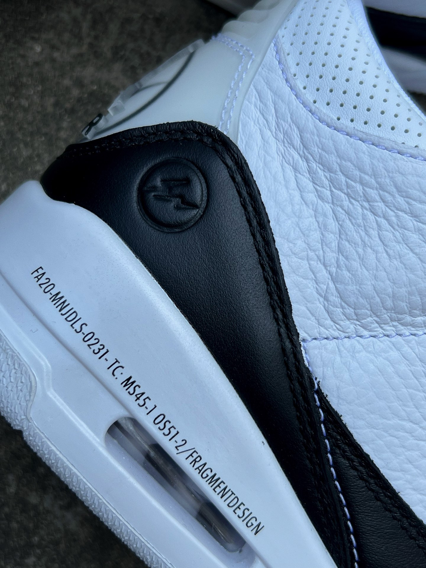 Jordan Air Jordan 3 SE Fragment White/Black