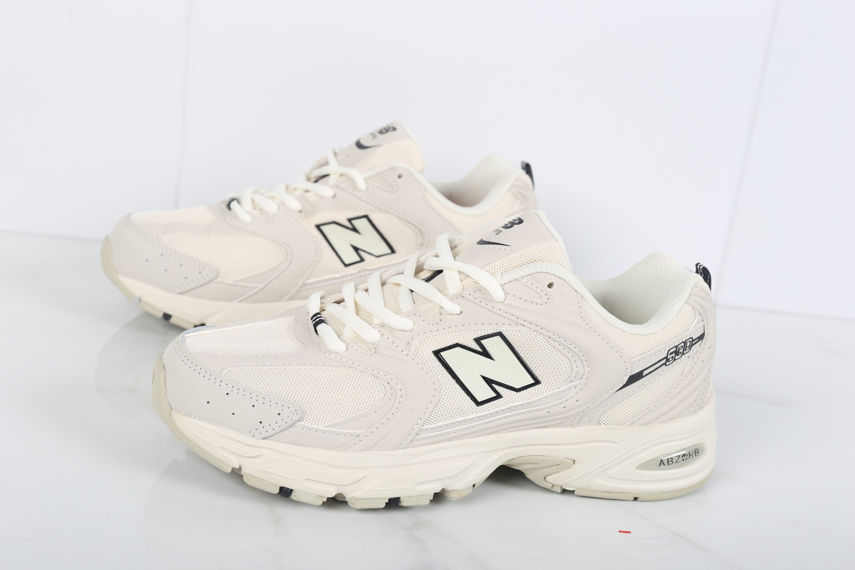 New Balance MR530 Retro Dad Sneakers Cream