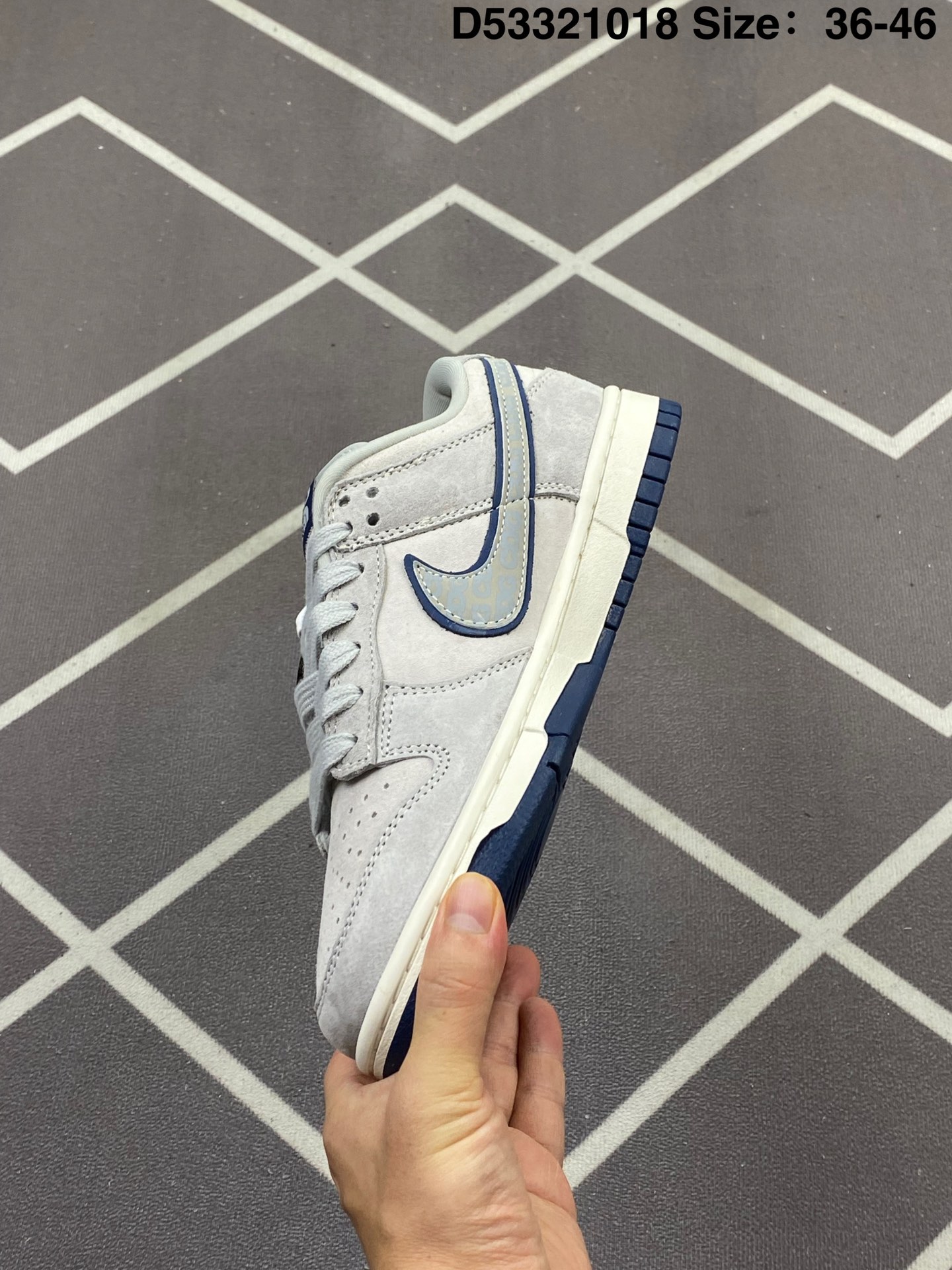 Nike Dunk Low SB Skate Shoes Grey Blue