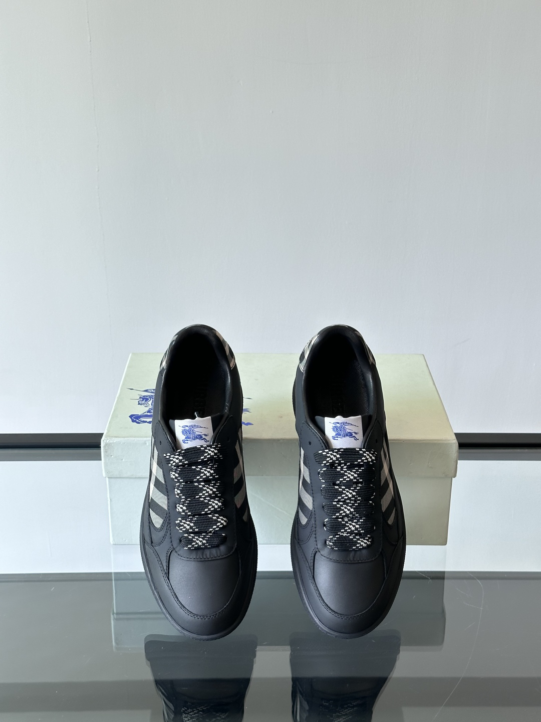 Burberry Vintage Check Low-Top Sneakers Black