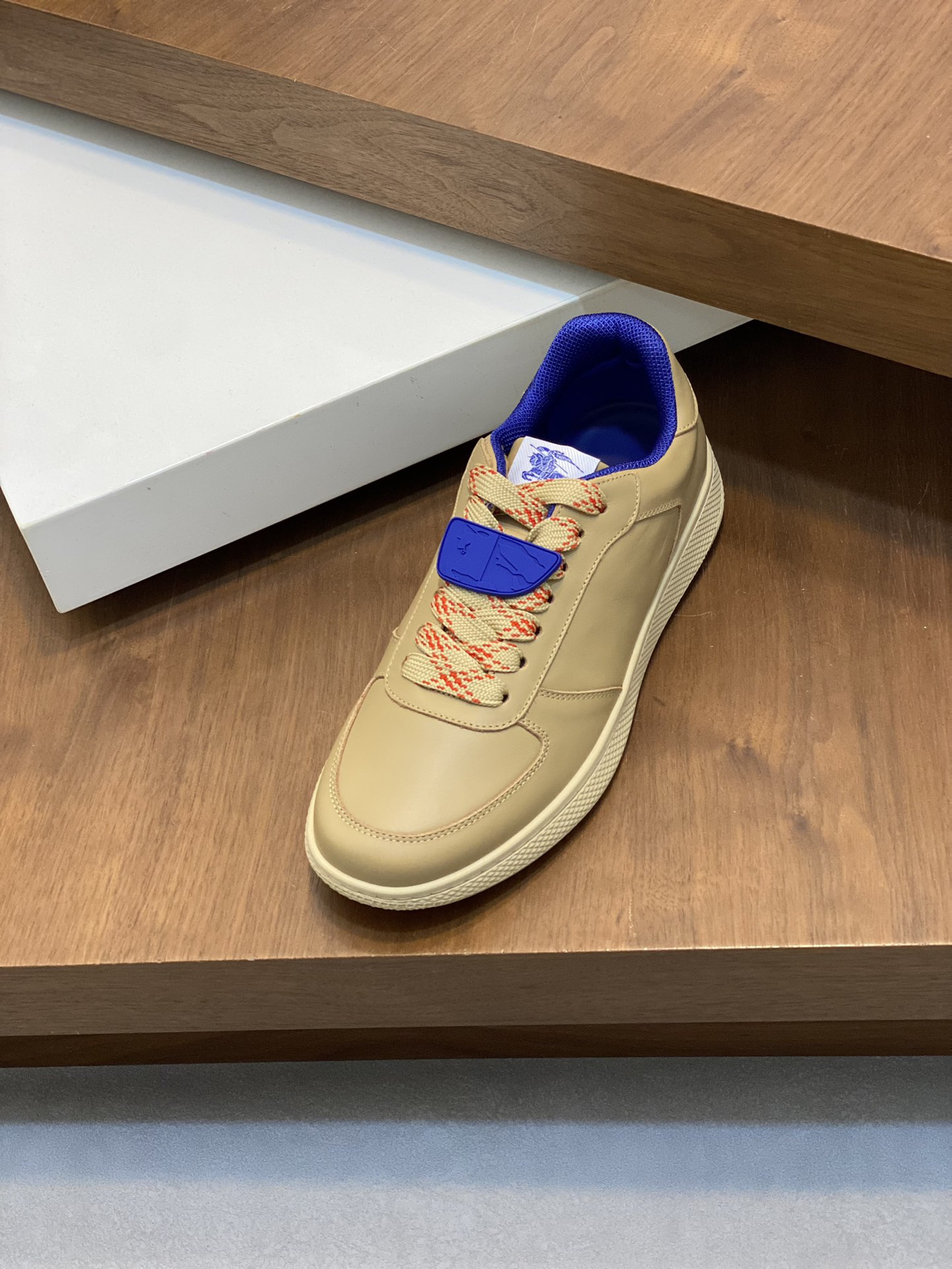 Burberry Leather Low Sneakers Khaki