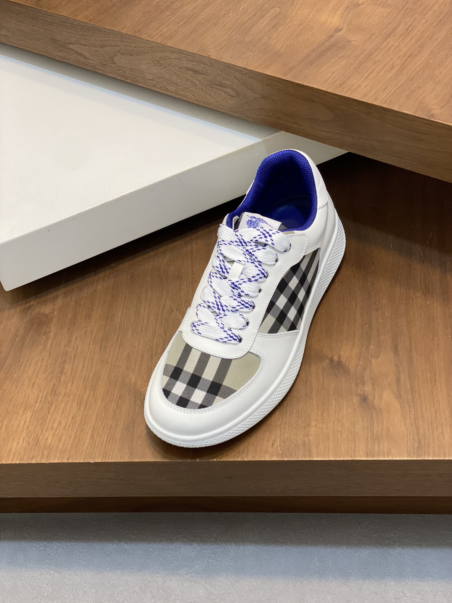 Burberry Vintage Check Sneakers White/Blue