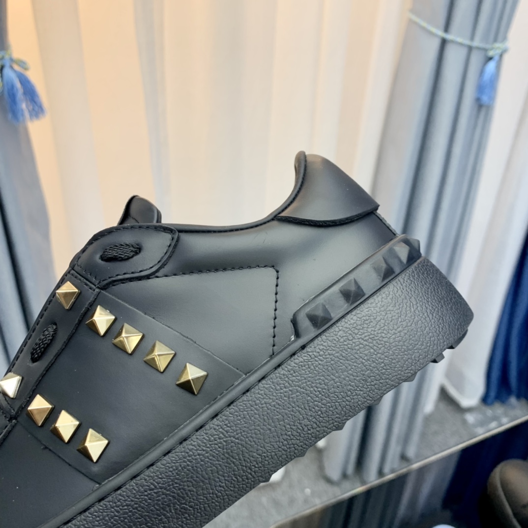 Valentino Studded Low-Top Sneakers Black