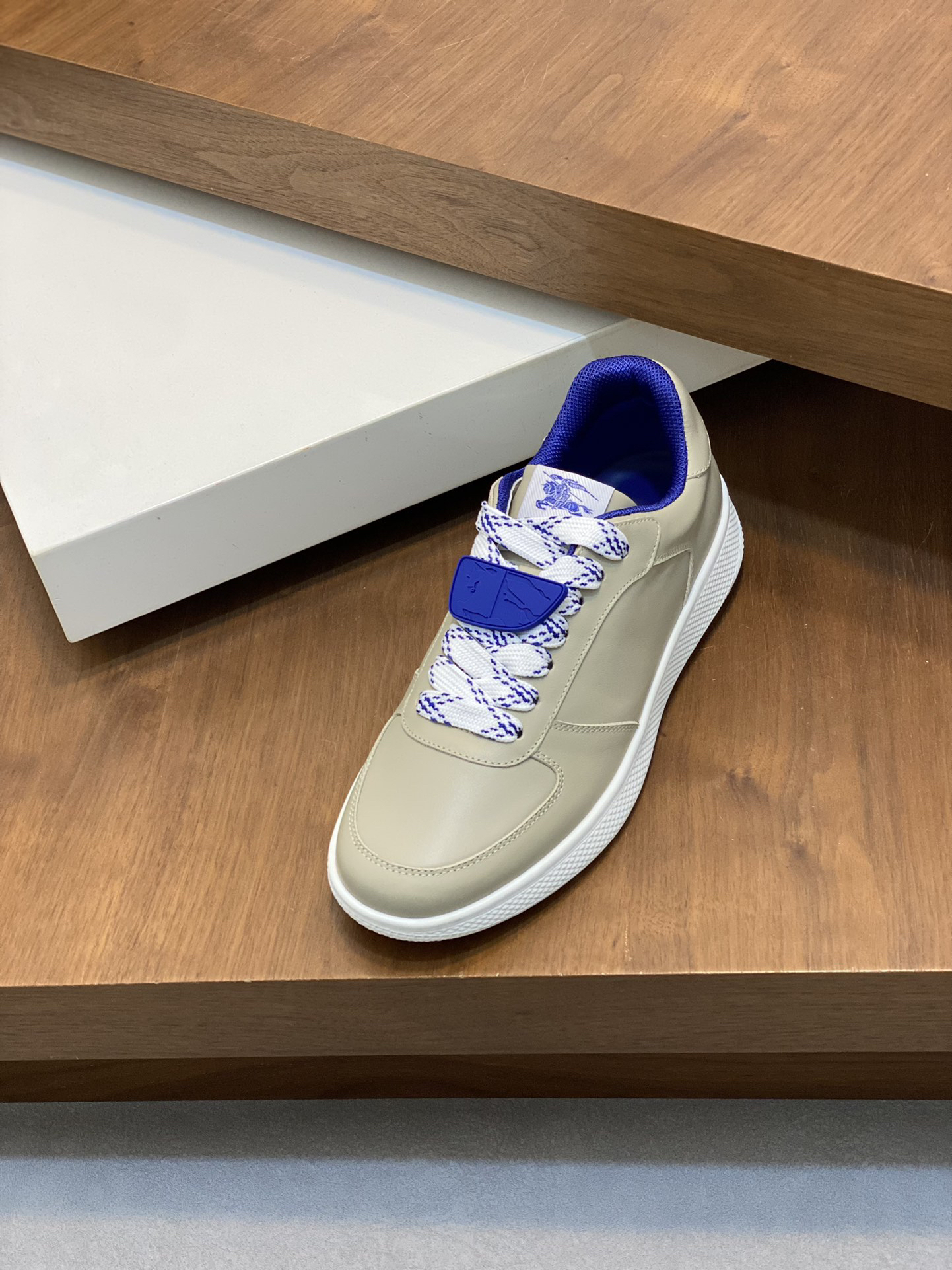 Burberry Leather Low-Top Sneakers Gray/Blue