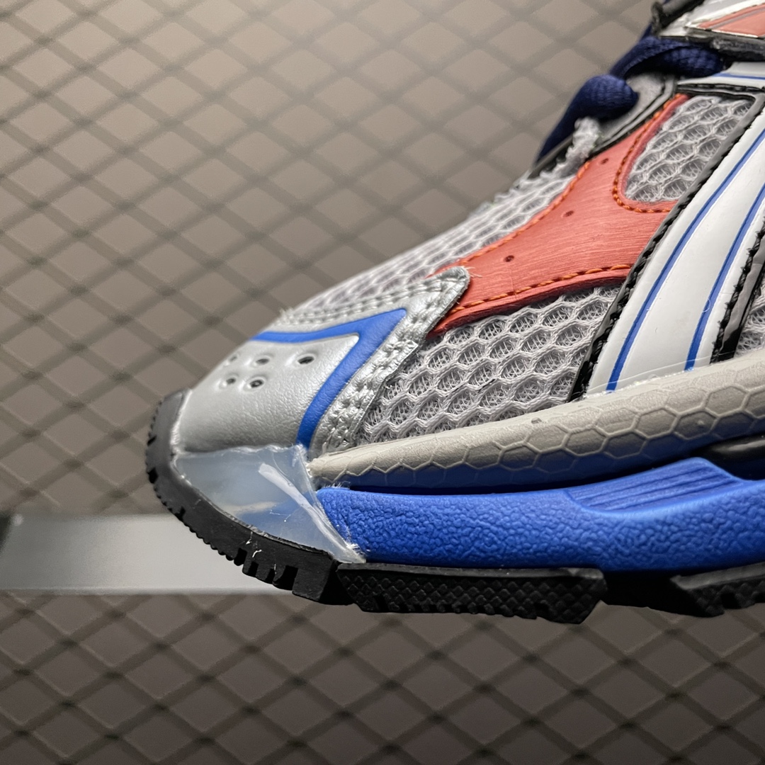 Balenciaga Runner Distressed Dad Sneakers Multicolor