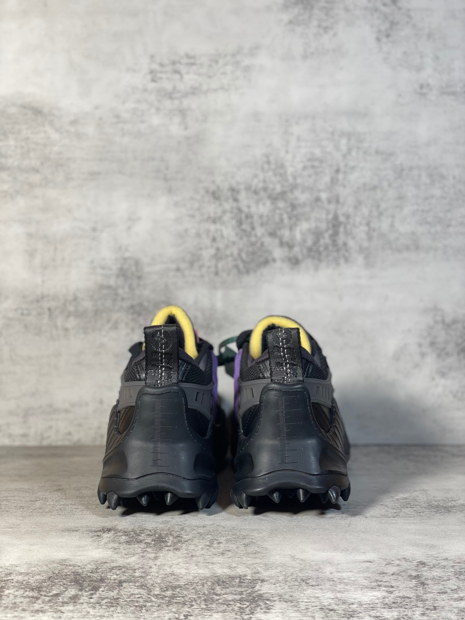 Off-White ODSY-1000 Chunky Sneakers Black/Gray