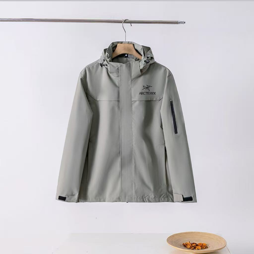 Arc'teryx GORE-TEX Hooded Shell Jacket Black