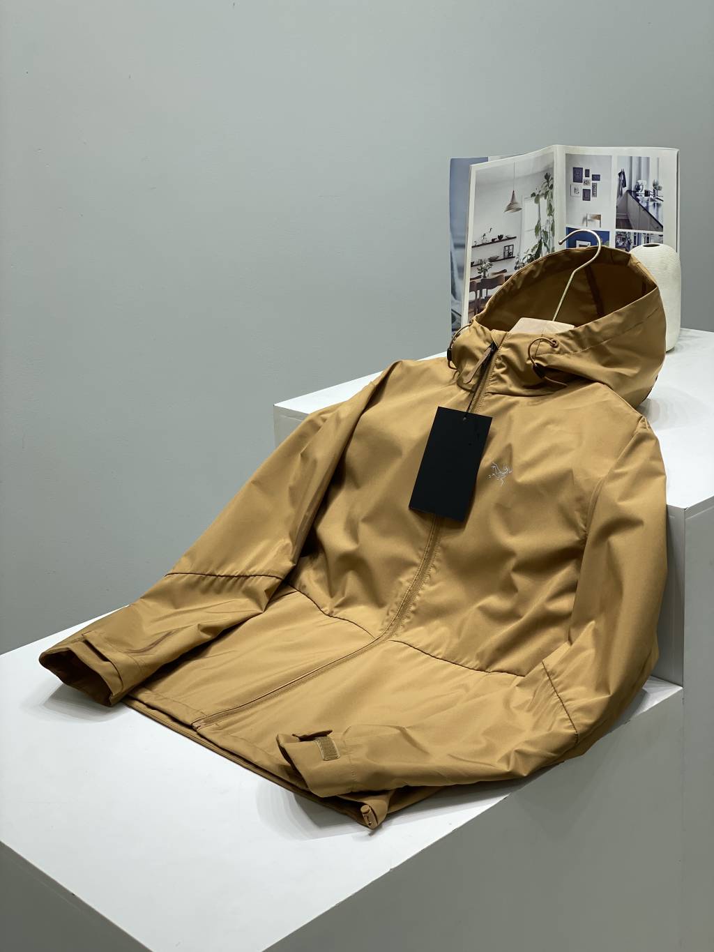 Arc'teryx Solano Hoody Windbreaker Multicolor