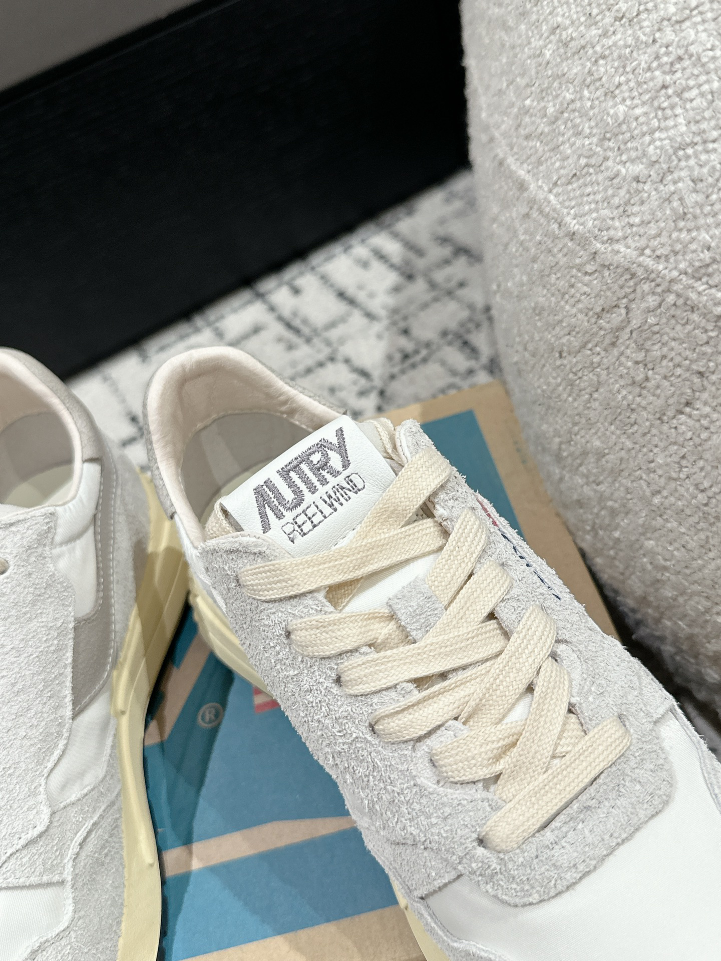 Autry Reelwind Retro Runner White/Gray