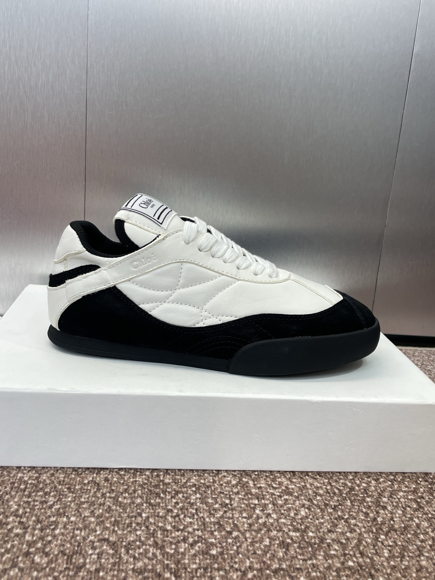 Chloe Runway Low-Top Trainers White/Black
