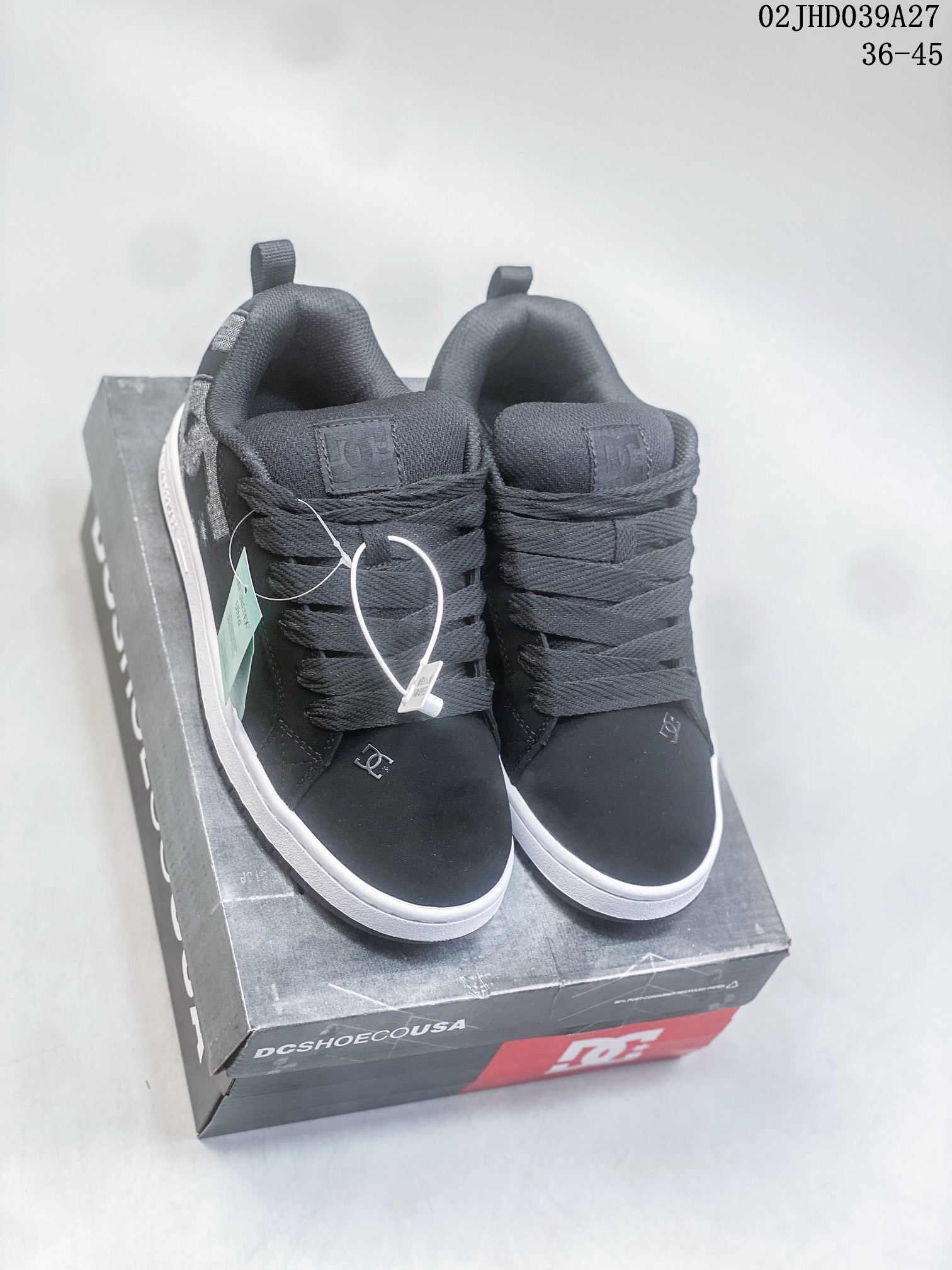 DC Shoes Low-Top Skate Sneakers Black/Grey