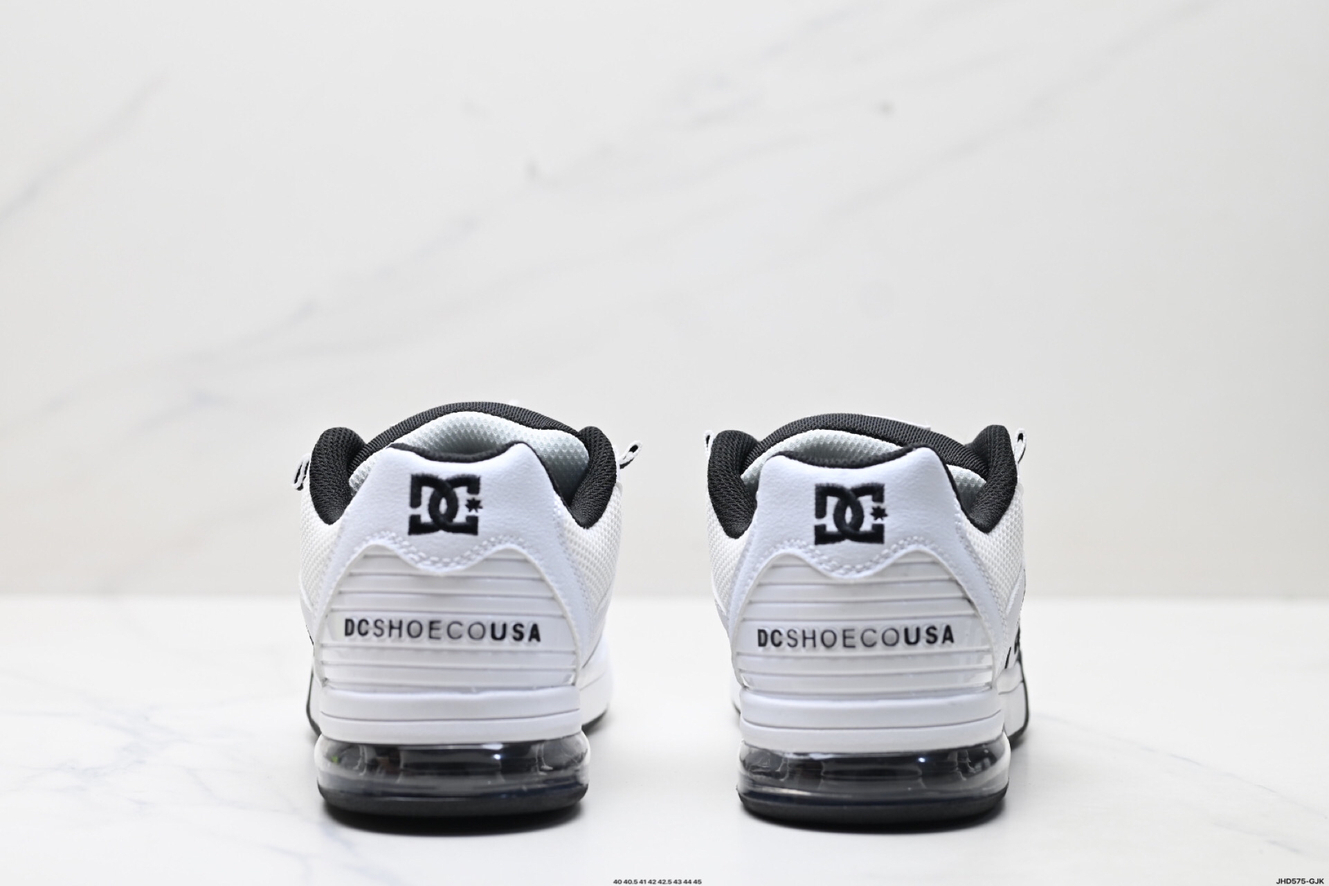 DC Shoes Versatile Air Low Sneakers White/Black
