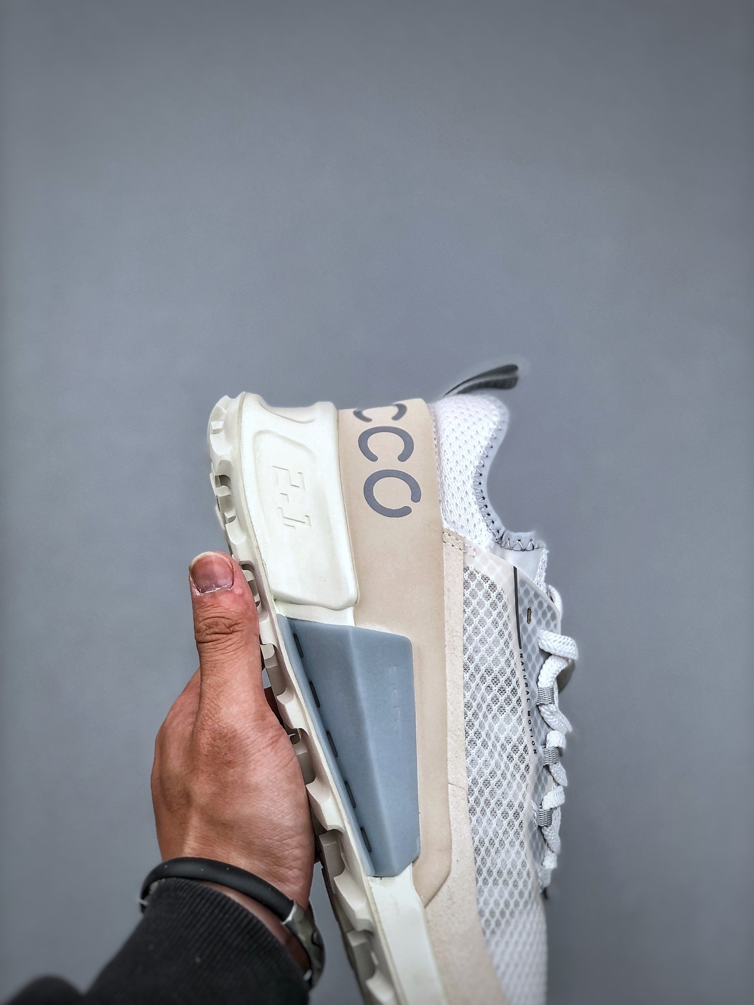 ECCO BIOM C25 Running Shoes White/Beige