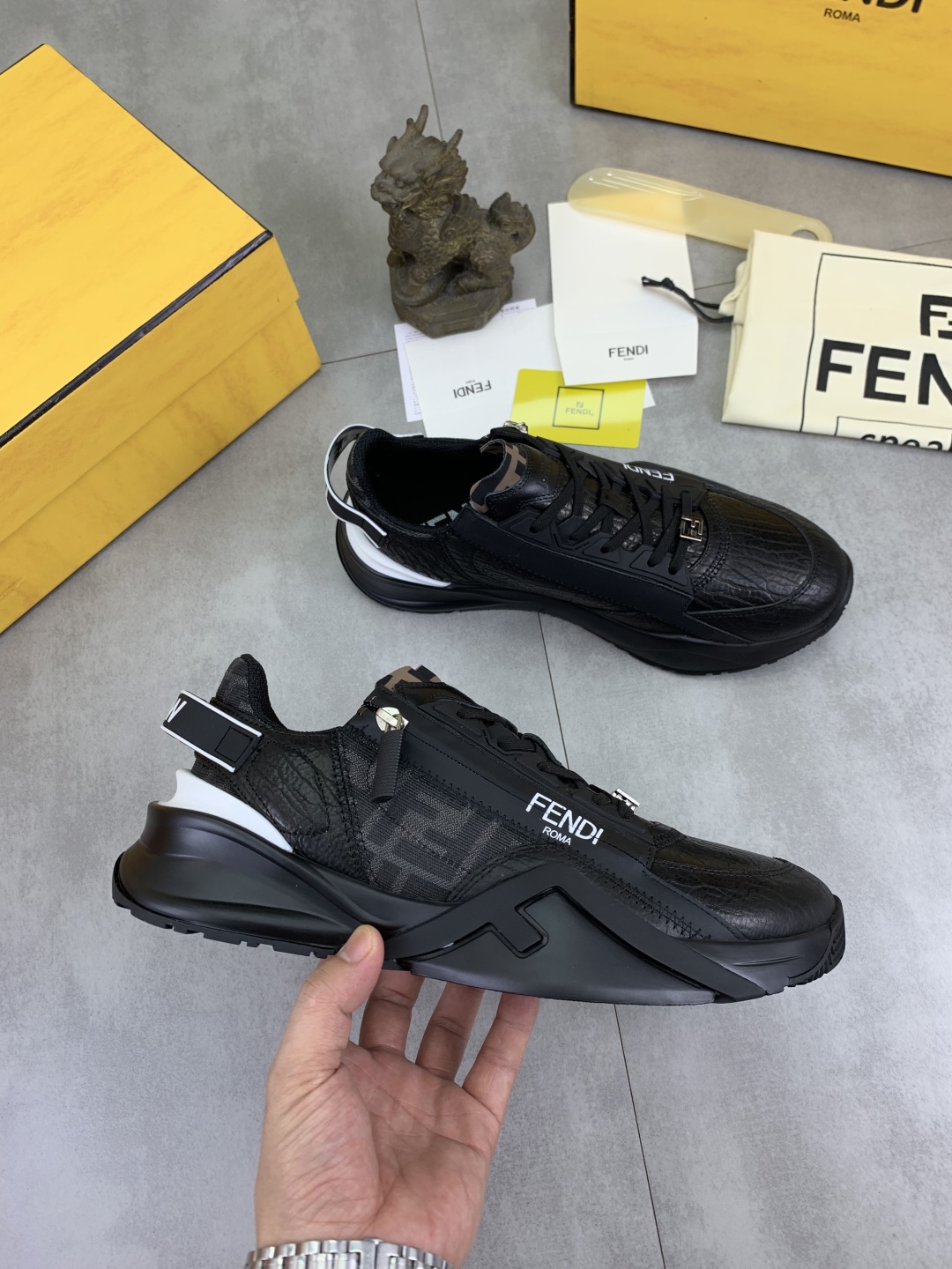 Fendi Flow Low-Top Sneakers Black