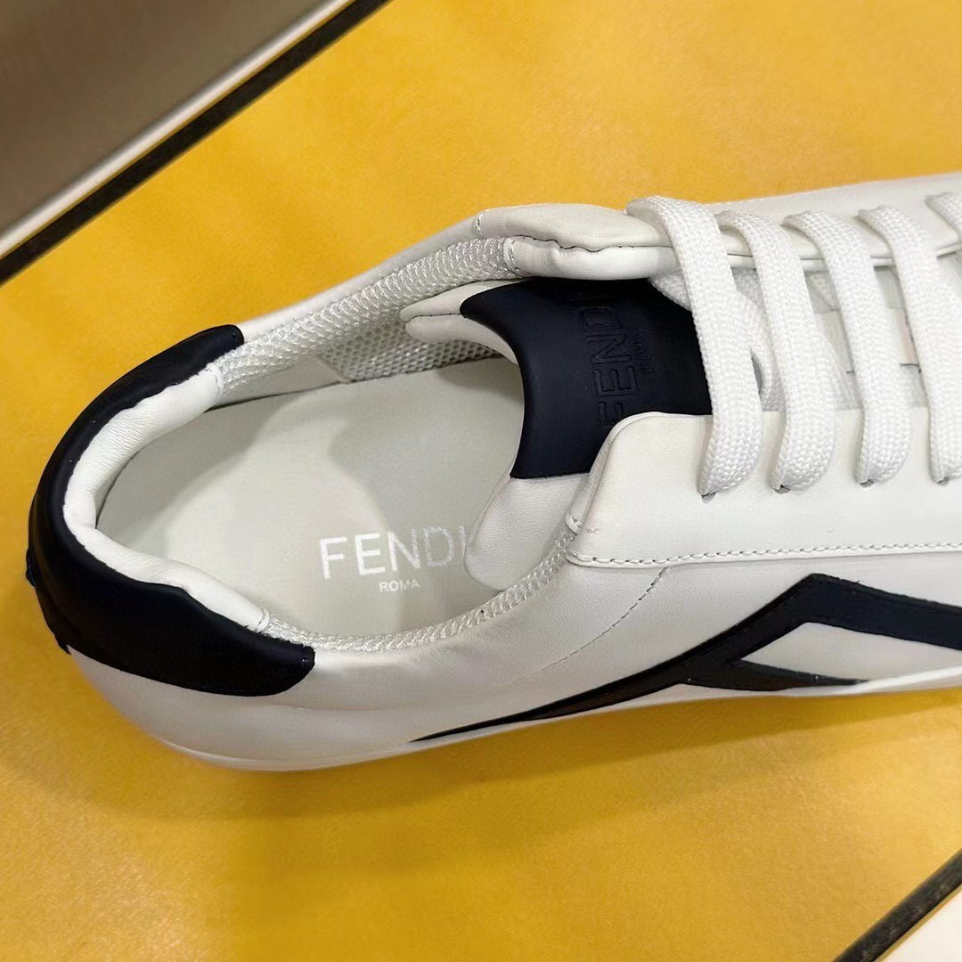 Fendi FF Leather Low-Top Sneakers White/Black