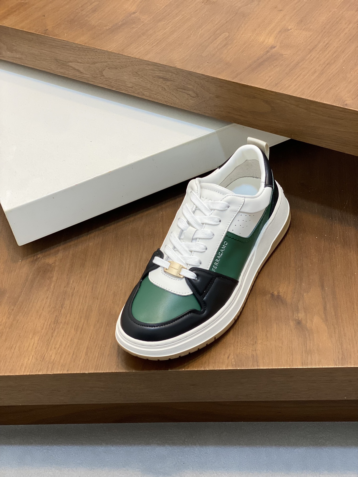 Ferragamo Nappa Leather Low Sneakers Green/Black/White