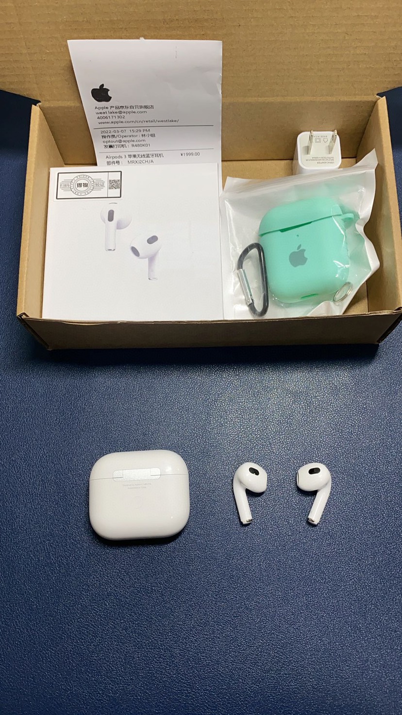 Apple AirPods 3 Wireless Earbuds White