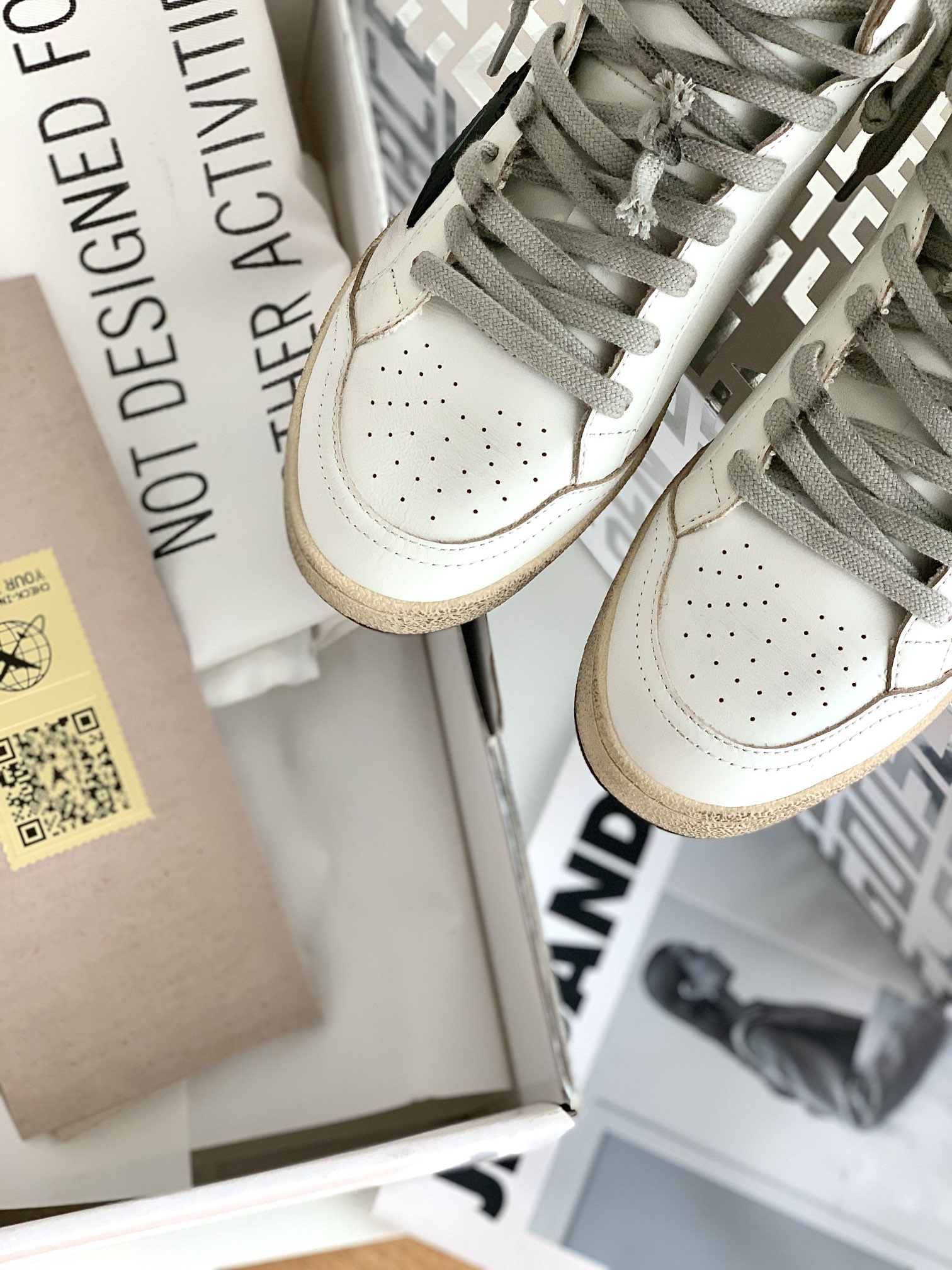 Golden Goose SKY-STAR High-Top Sneakers White/Black