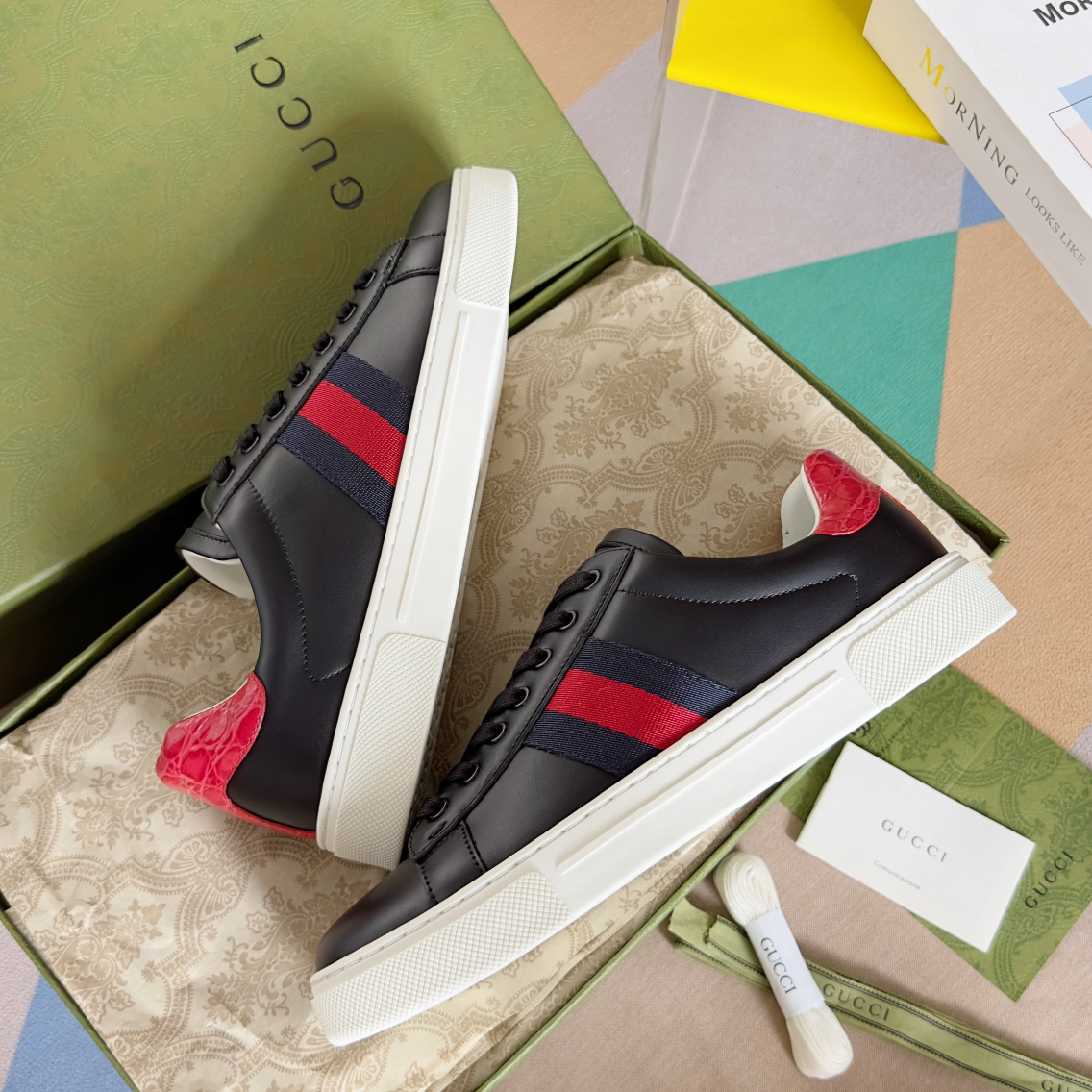 Gucci Ace Leather Sneakers Black/Red