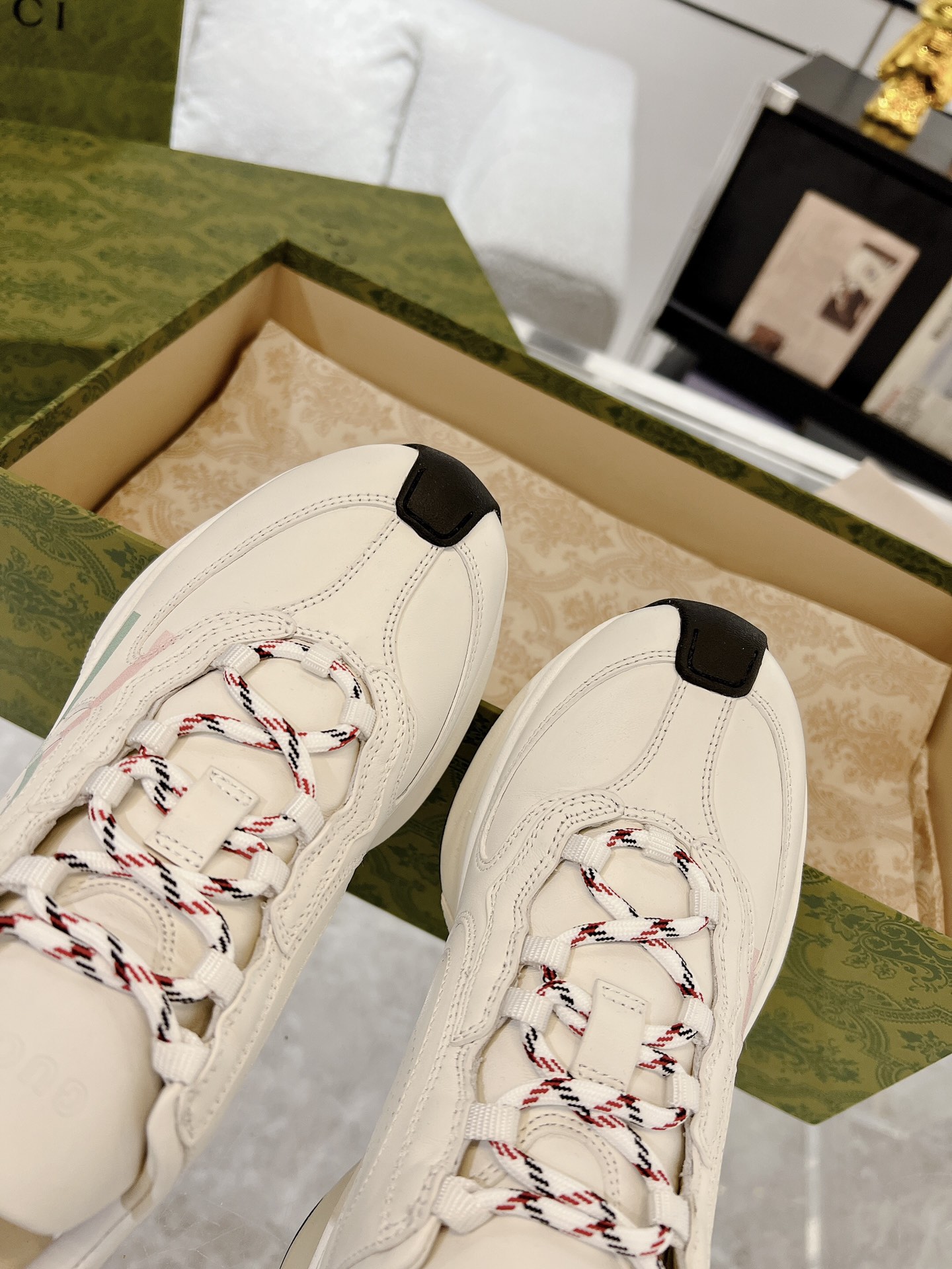 Gucci 22SS Chunky Dad Sneakers Off-White
