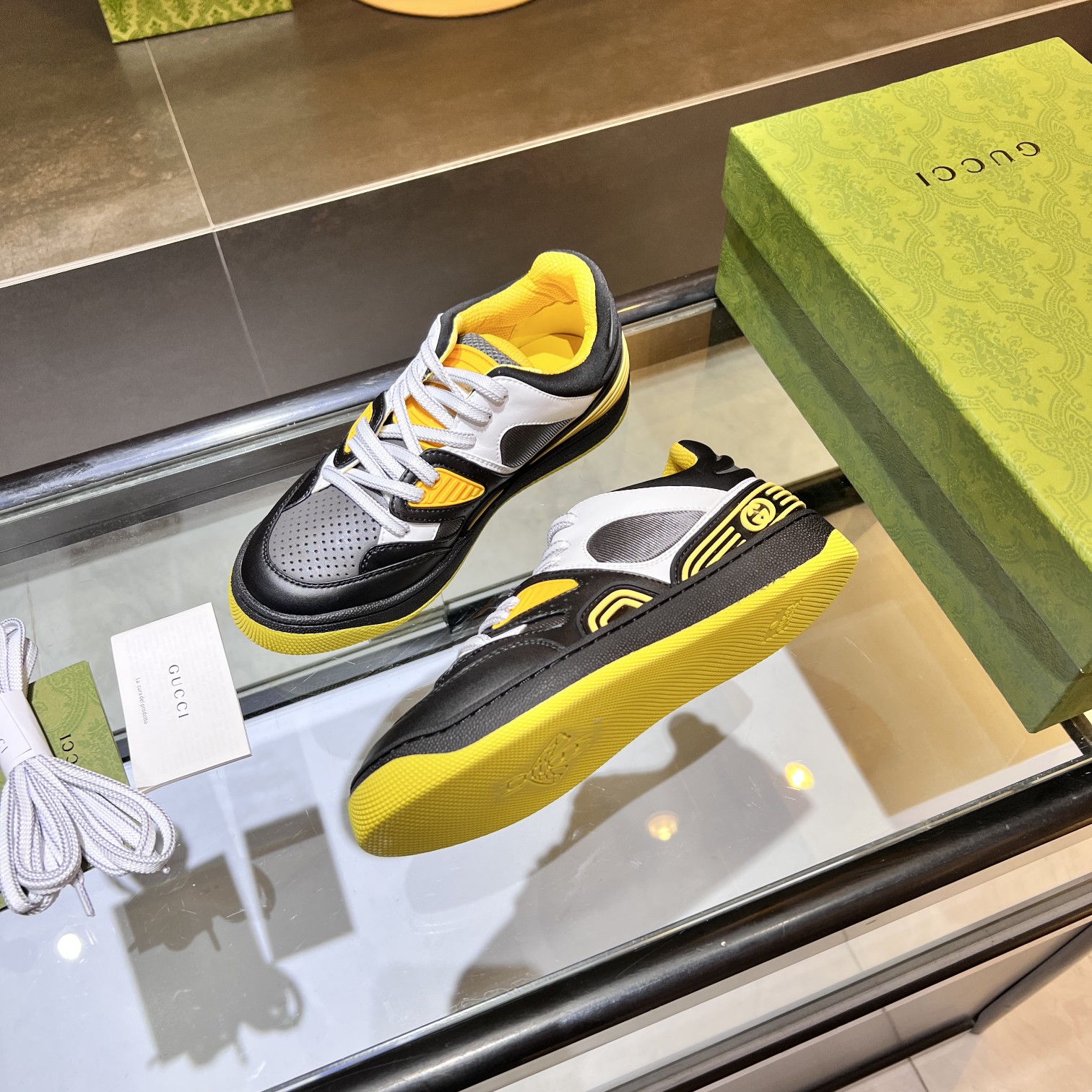 Gucci 2022 Low-Top Couple Sneakers Black/White/Yellow