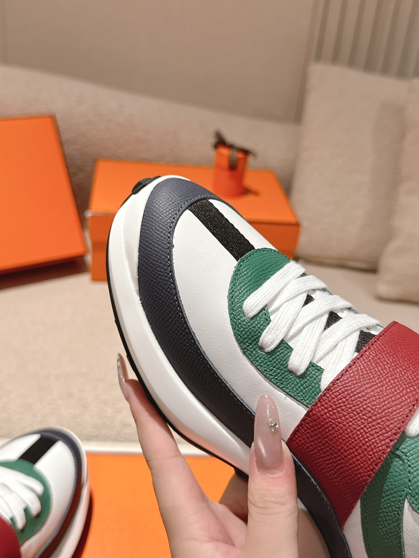 Hermes Leather Casual Sneakers Multicolor