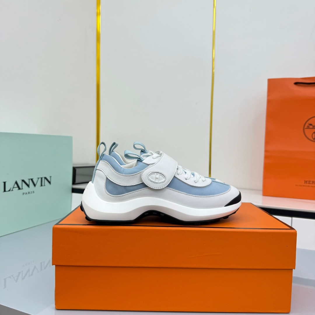 Hermes Loosneaker Leather Low-Top Sneakers Blue/White