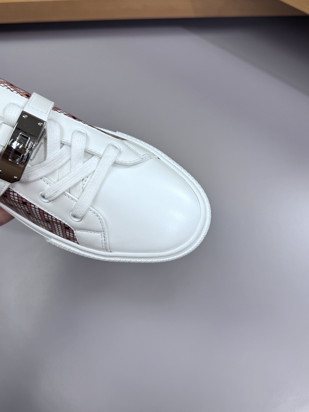 Hermes Leather Buckle Sneakers White/Pink
