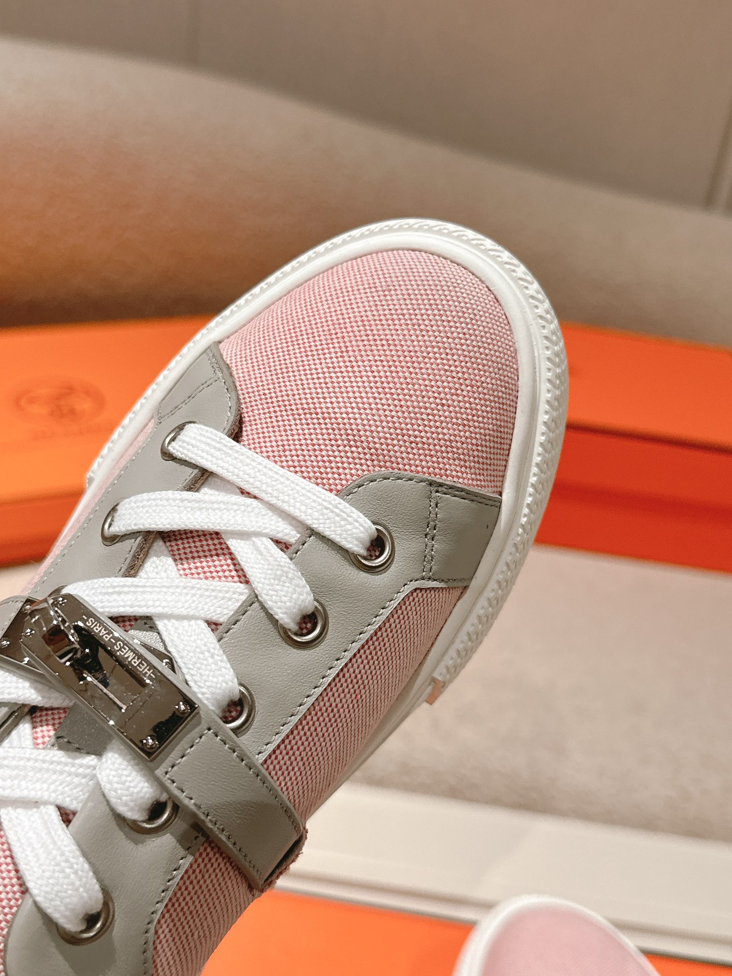 Hermes Kelly Buckle Sneakers Pink