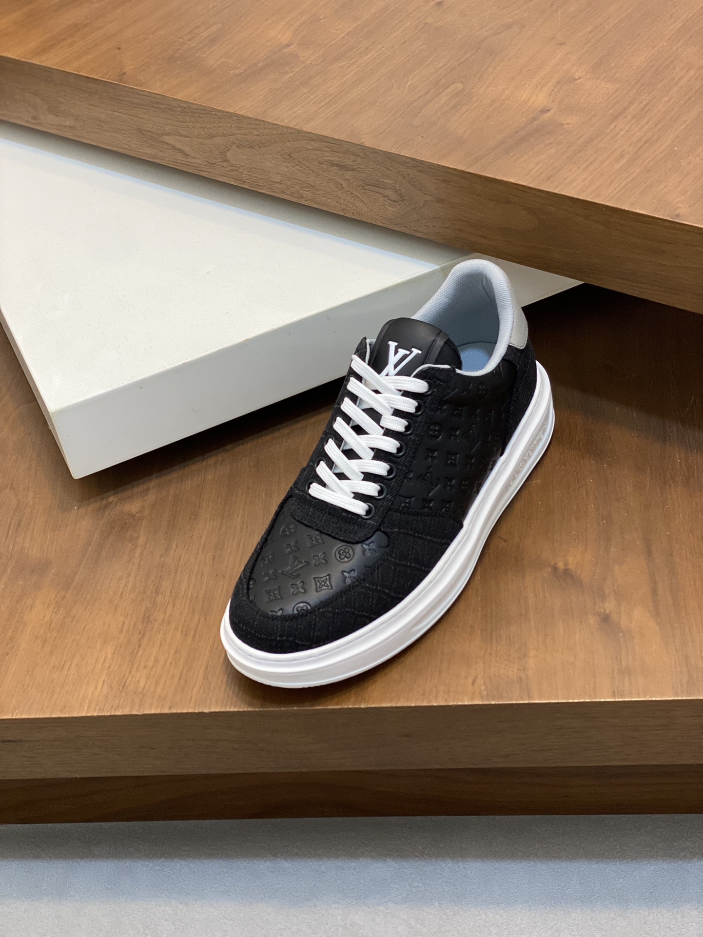 Louis Vuitton Monogram Low-Top Sneaker Black