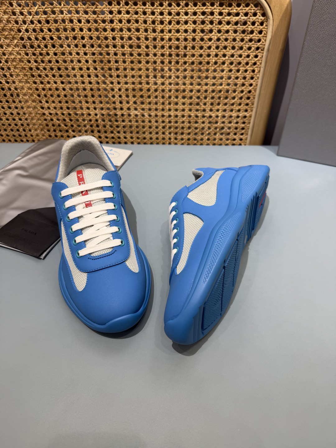 Prada Americas Cup Sneakers Klein Blue