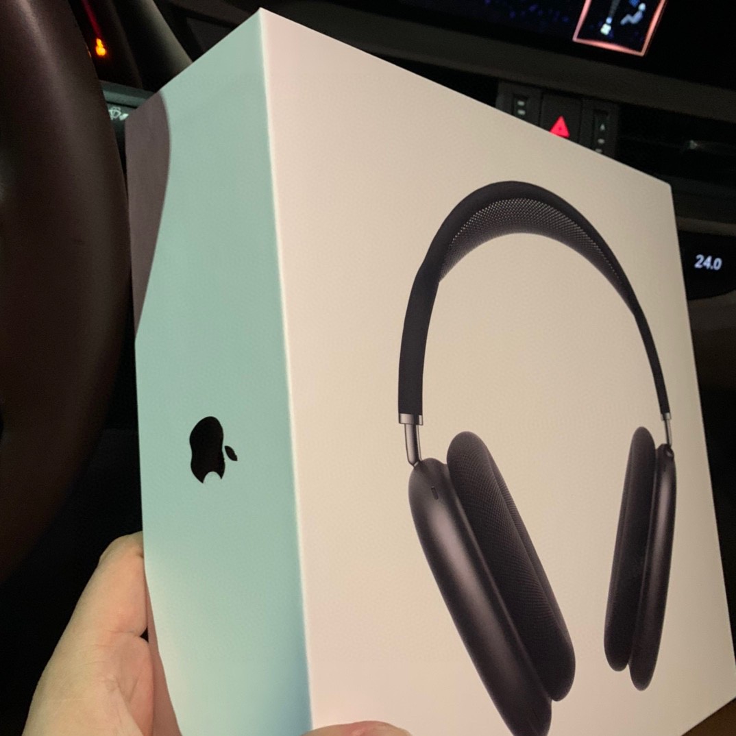 Apple AirPods Max Wireless Headphones Multicolor