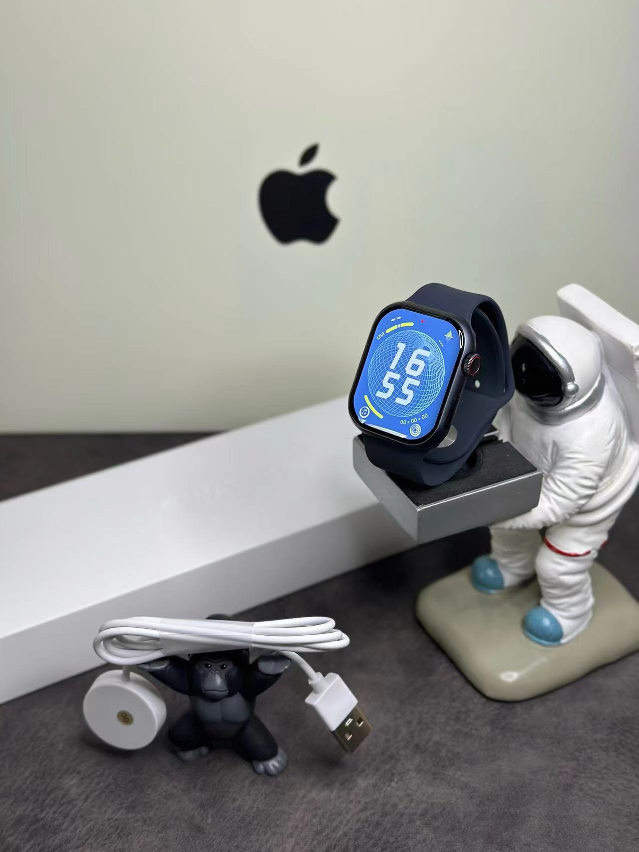 Apple Watch Series 9 S9 45mm OLED Smartwatch Starlight
