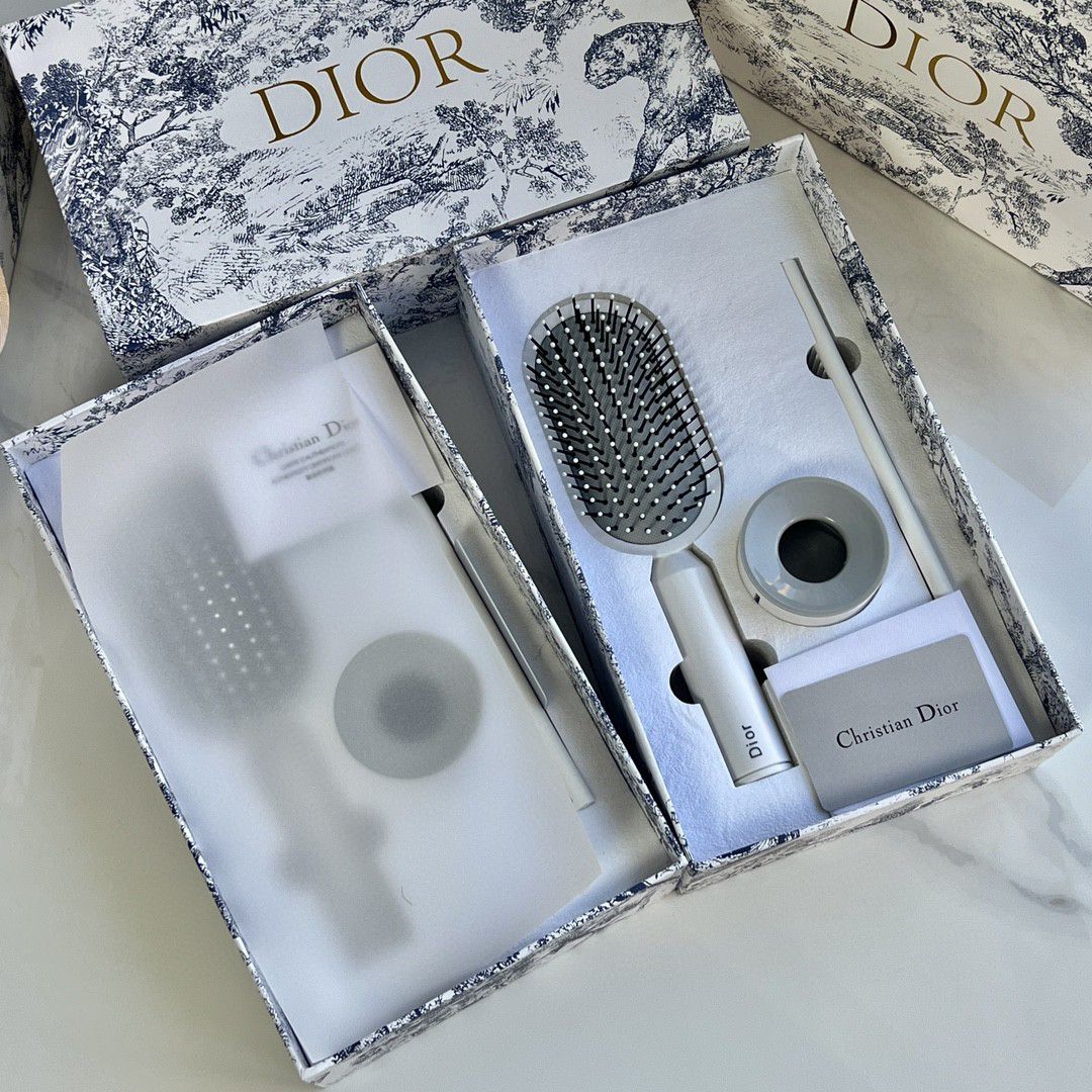 Dior Anti-Static Air Cushion Hair Brush Set White