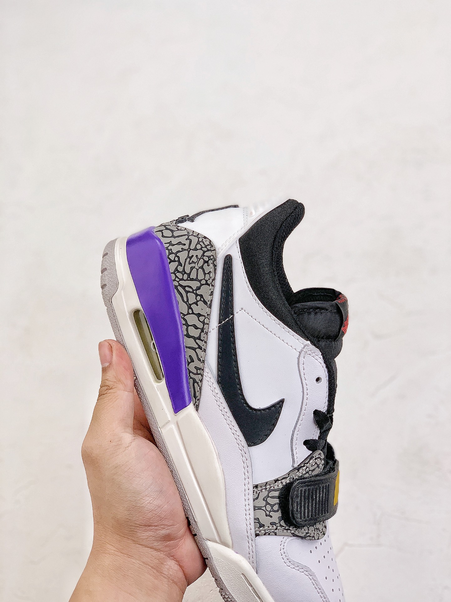 Nike Air Legacy 312 Low Sneakers White/Black/Purple