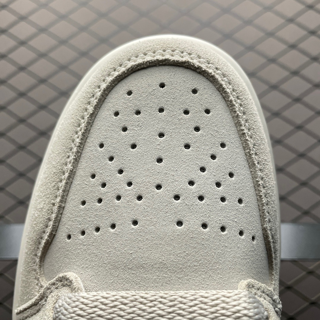 Jordan Air Jordan 1 Mid Suede Sneakers Beige