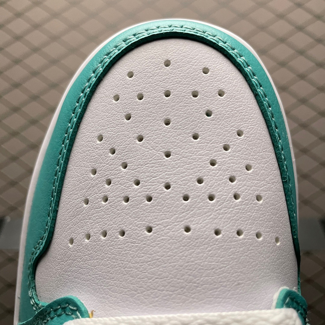 Jordan Air Jordan 1 Mid White Teal