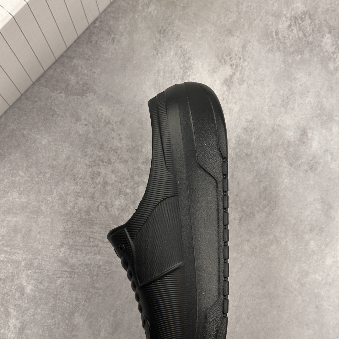 MLB Chunky Liner Mule Black